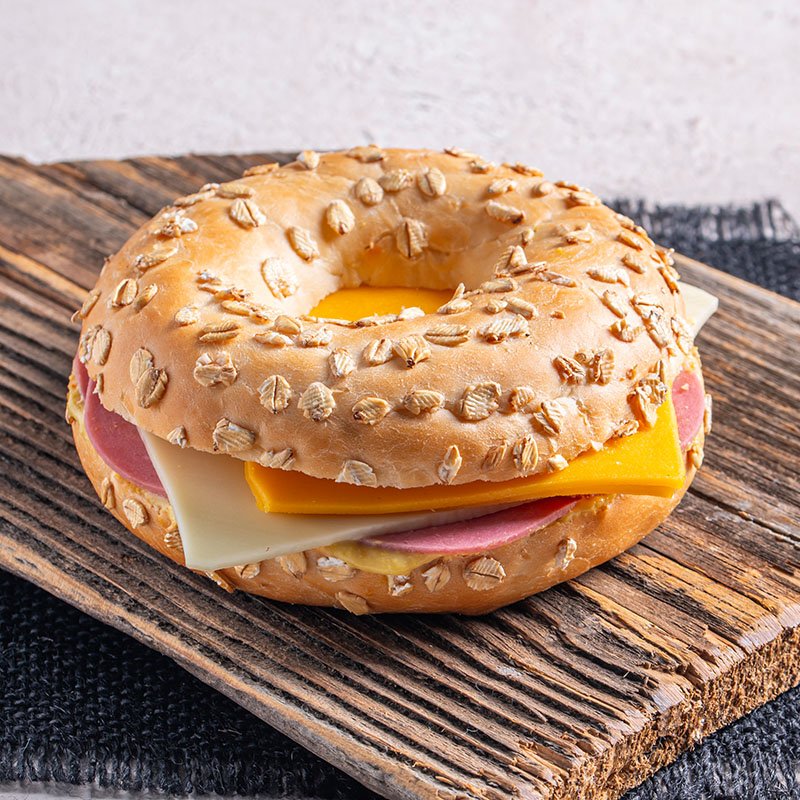BOSTON DANA JAMBON BAGEL